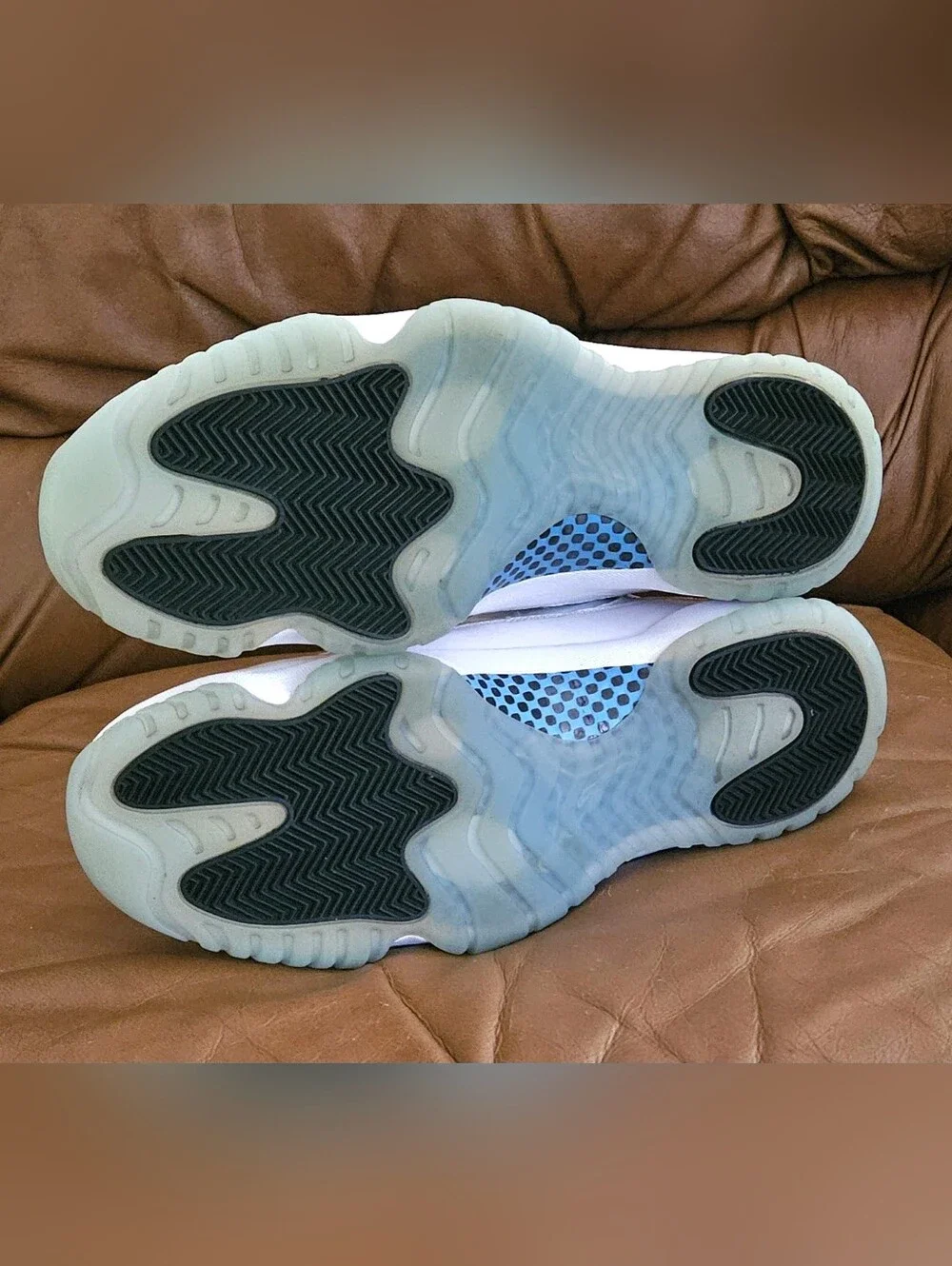 Men's Nike Air Jordan 11 Retro Legend Blue Size 12 (GREAT CONDITION)